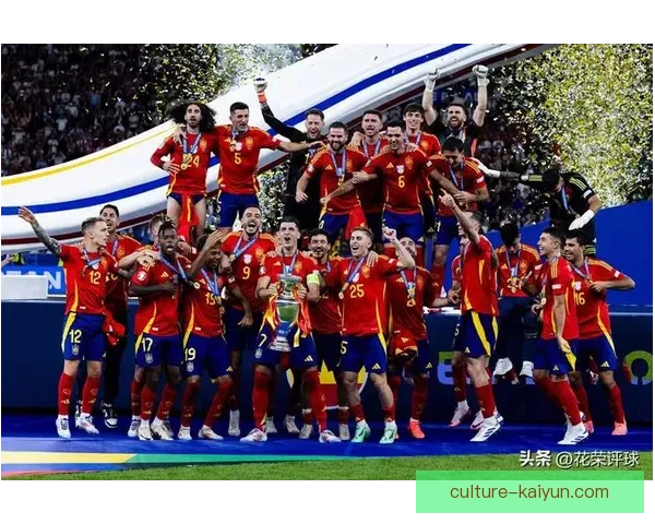 欧洲杯2020延期，球迷期待的盛宴何时回归仍需关注