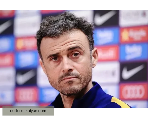 恩里克球队执行标准引领西班牙国家队表现稳健，备受关注