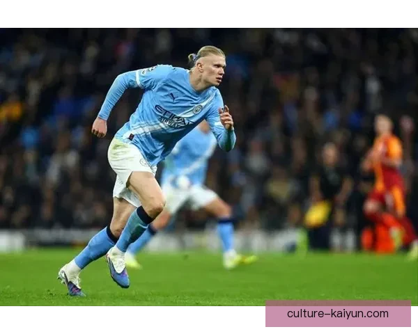 哈兰德在欧冠中完成精彩帽子戏法,状态持续回暖 哈兰德在欧冠中完成精彩帽子戏法,状态持续回暖